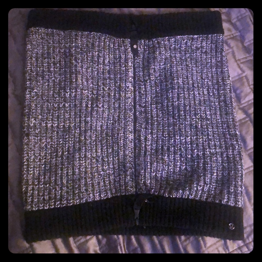 Lululemon Scarf 🧣💯 Merino Wool
